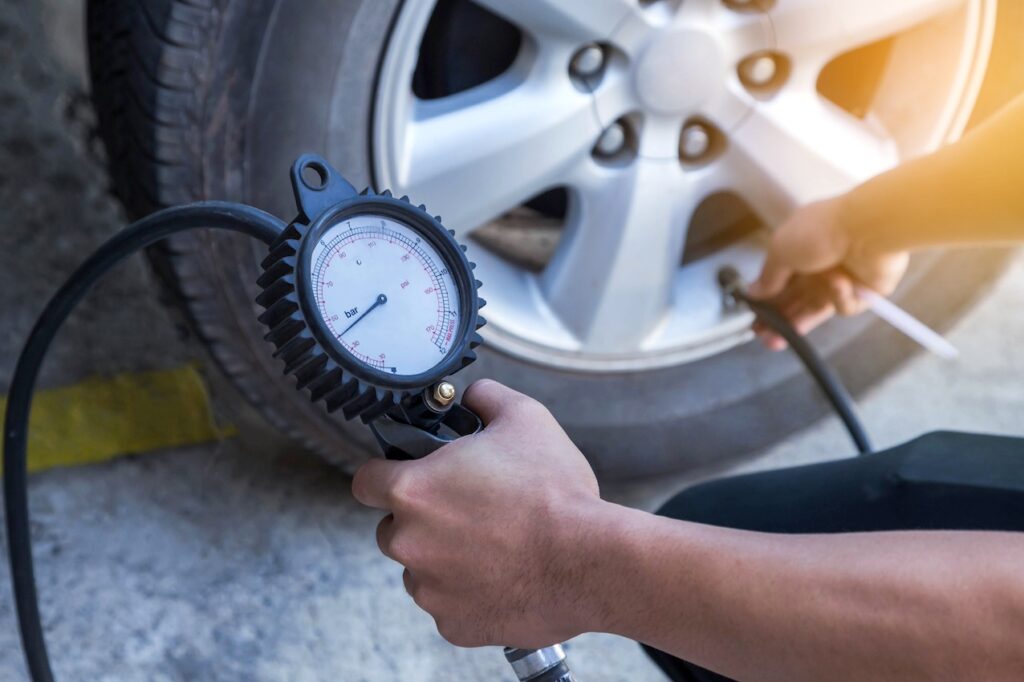 Pressão dos pneus no inverno e no verão
